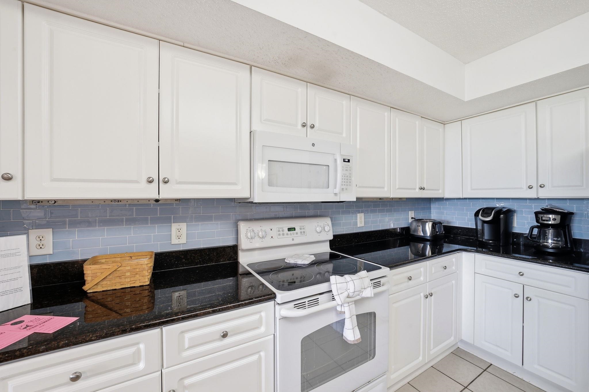 2151 Bridge View Ct. 3-104