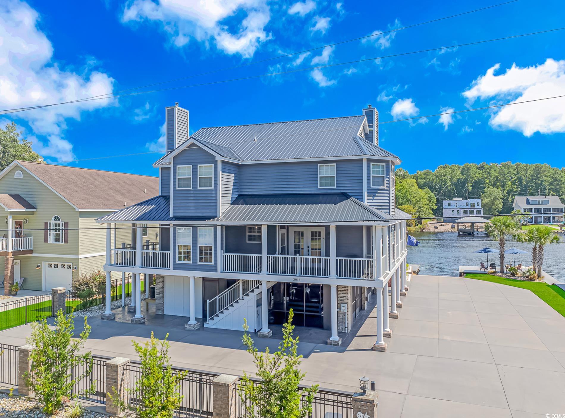3815 Ed Smith Ave.
