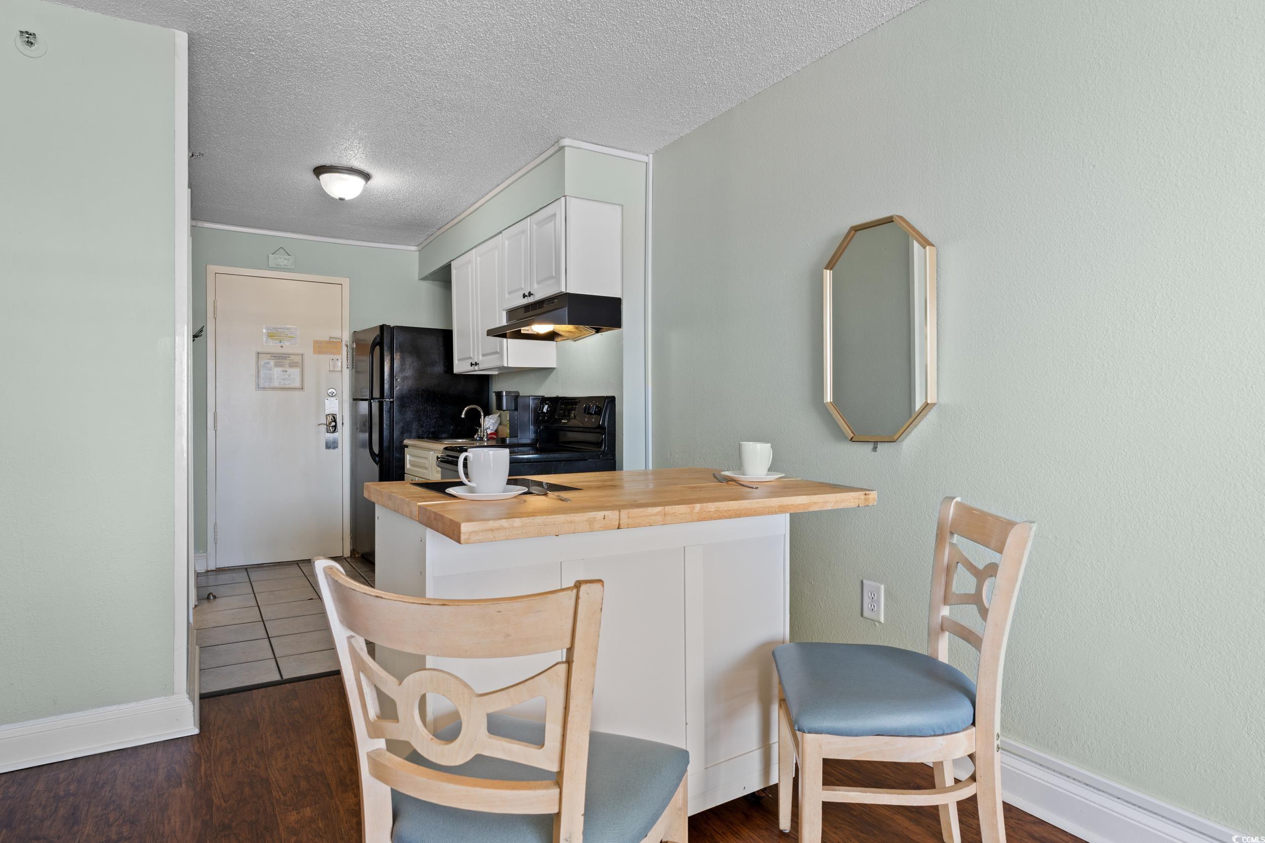 1207 S Ocean Blvd. S 51107