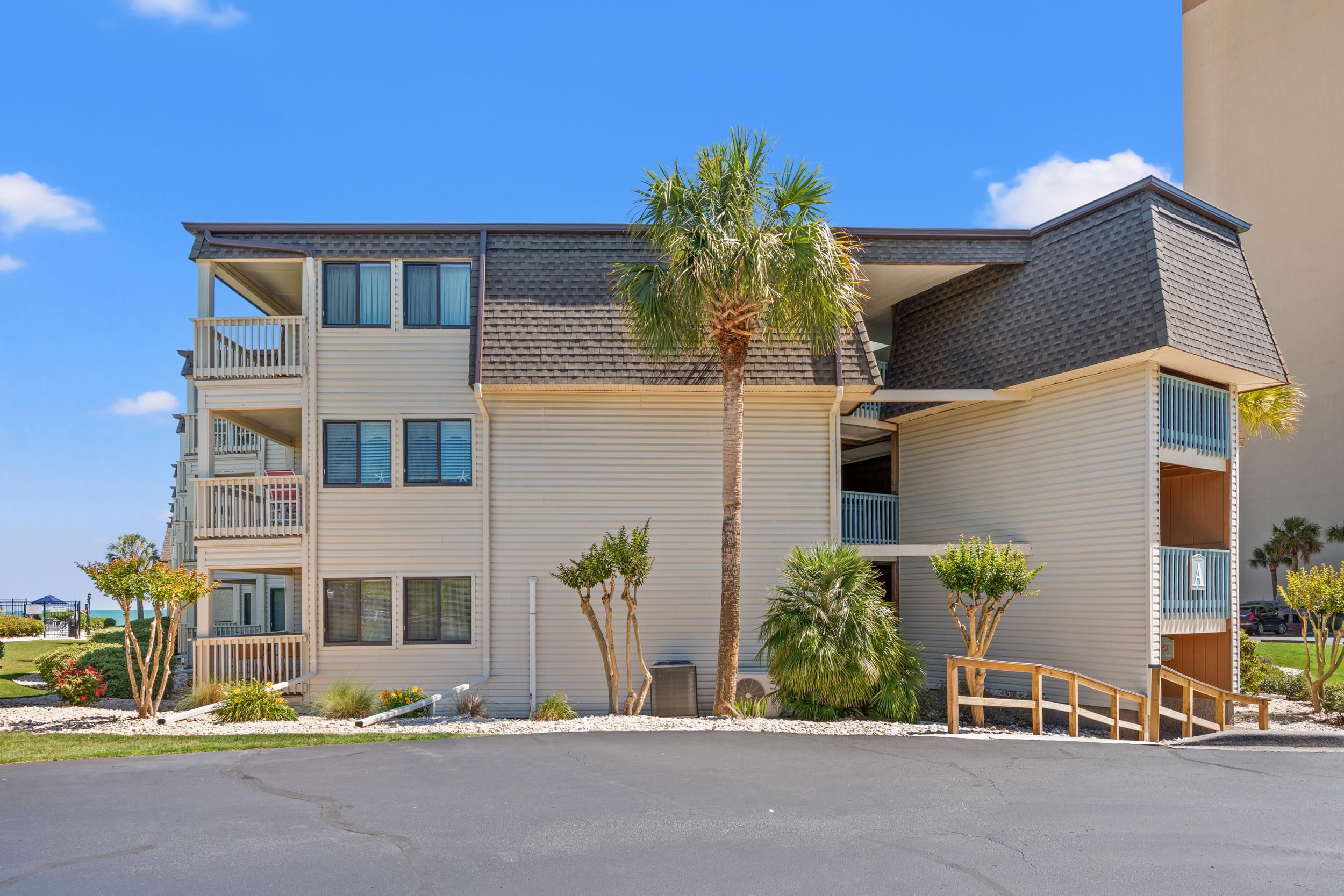 5601 Ocean Blvd. N 202A