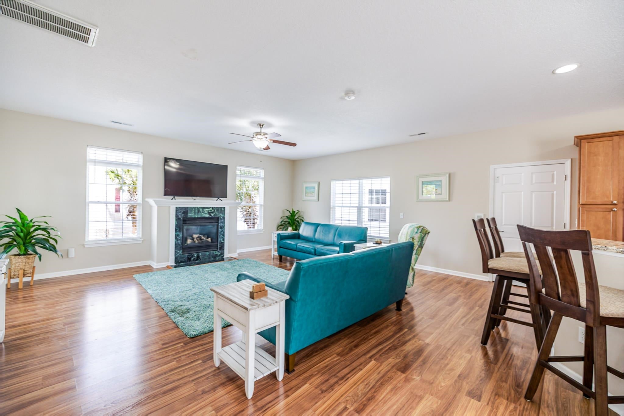 27 Palmas Dr.