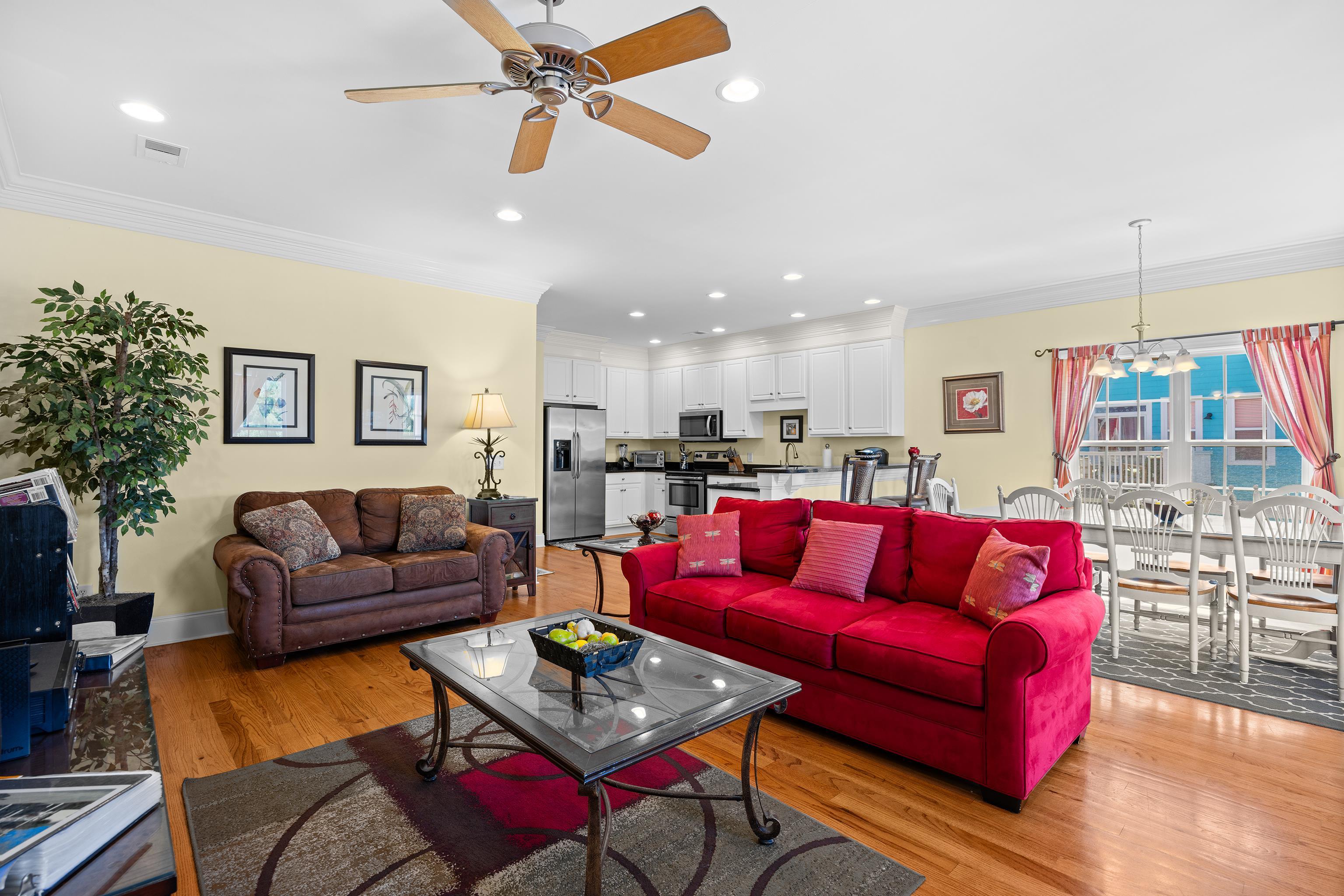 118 Seabreeze Dr.
