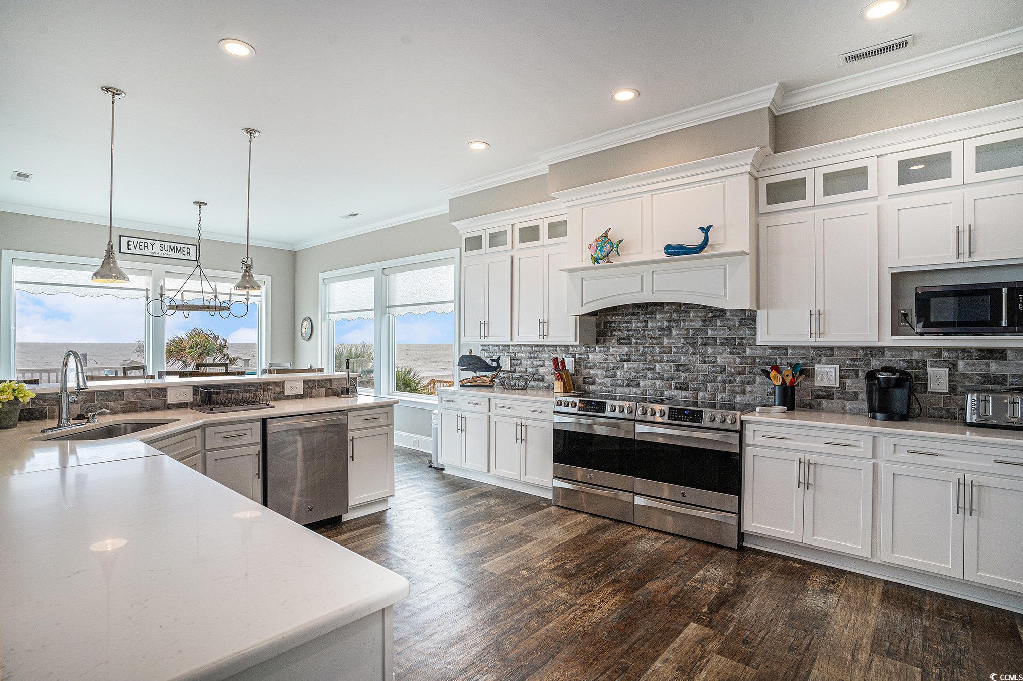 1907 S Waccamaw Dr.