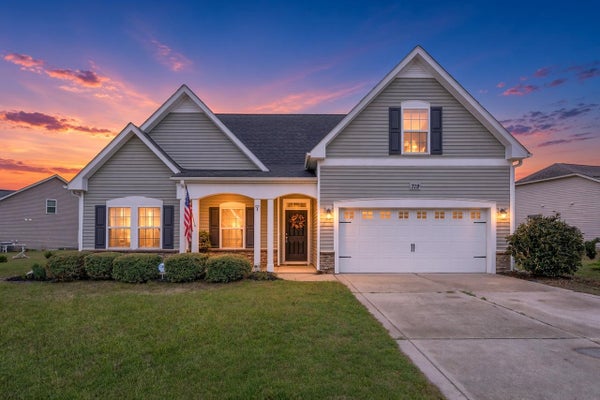 719 LONDONBERRY CT, CONWAY, SC 29526 - Image 39b66fa3f5c1f77891bd502f3f1a77ba/414270375