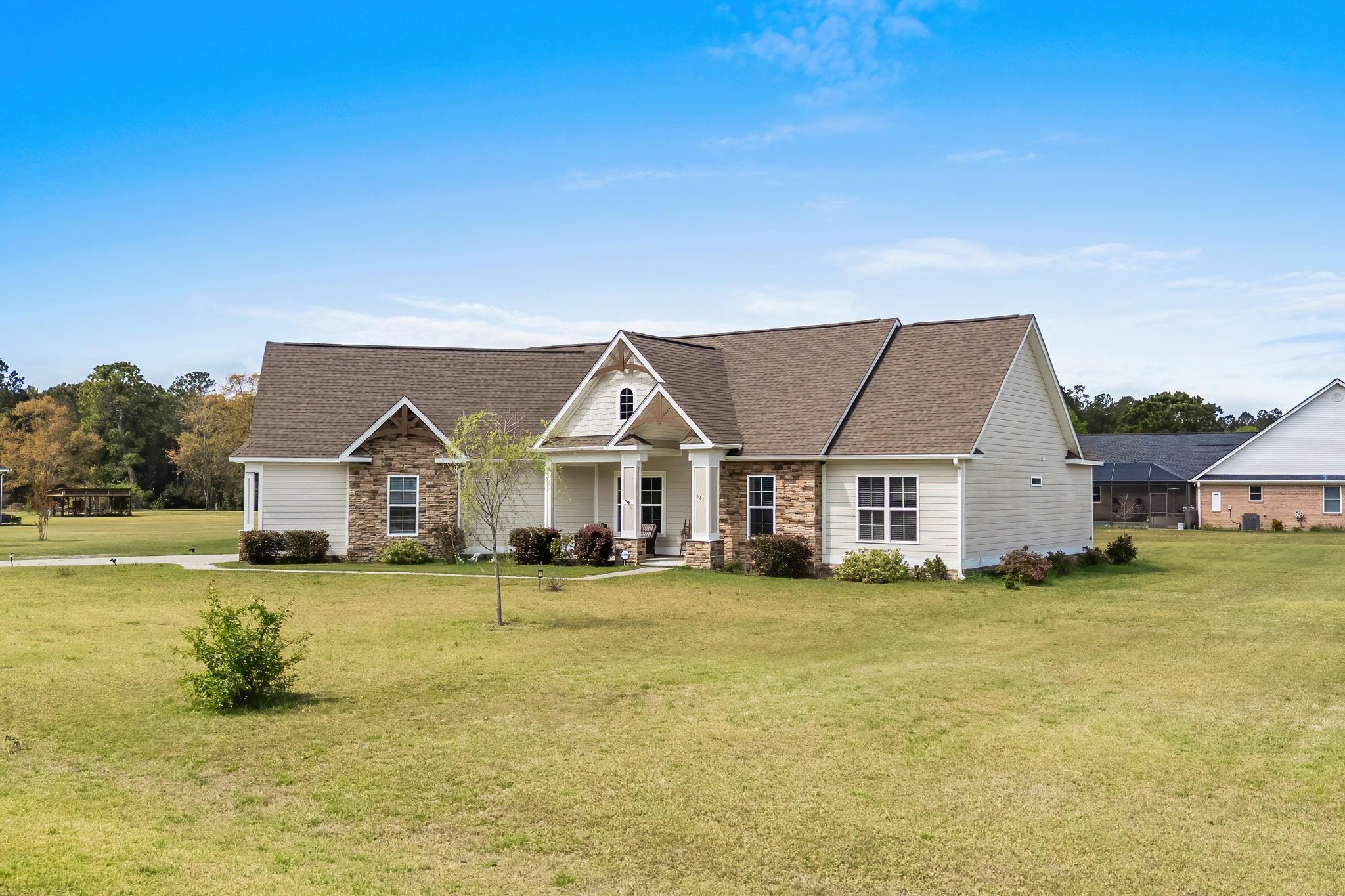 687 Tiger Paw Rd.