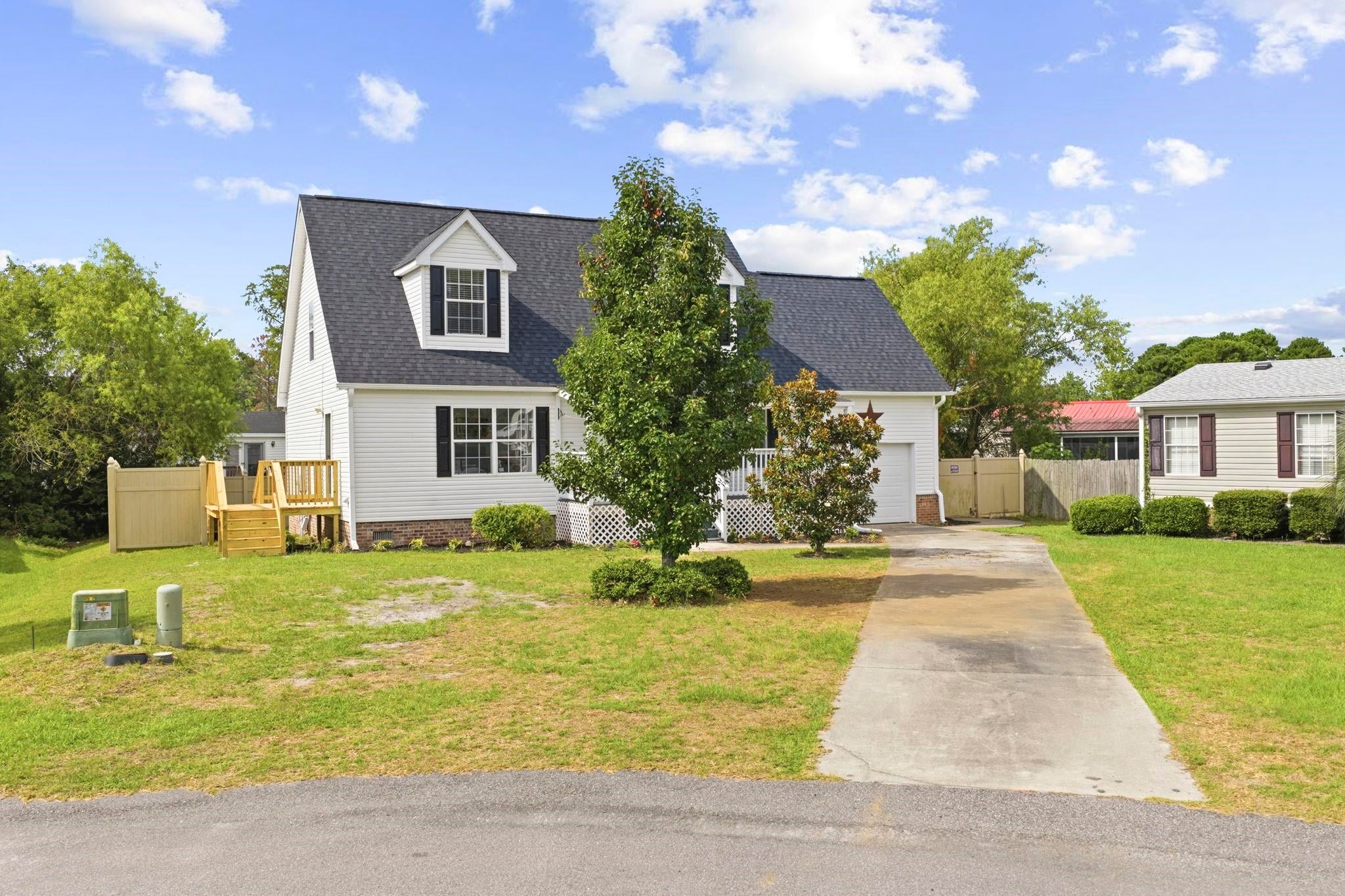 809 Larue Ct.