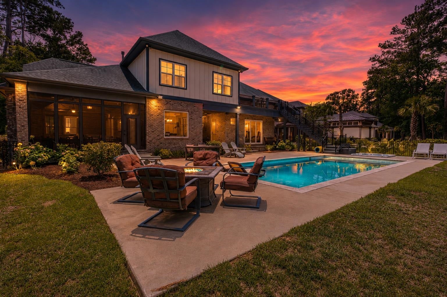 368 Chamberlin Rd.