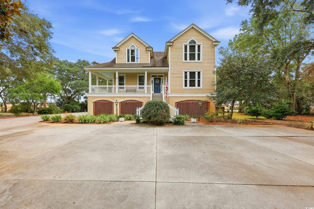 Photo of 22 Salt Creek Pl, Pawleys Island, SC 29585 (MLS # 2529095)
