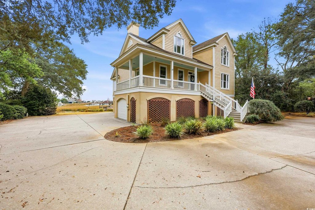 Photo of 22 Salt Creek Pl, Pawleys Island, SC 29585 (MLS # 2529095)