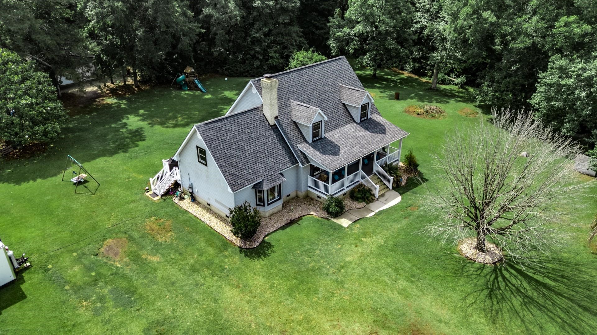 2400 Bay View Dr.