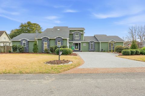 4496 Wedgewood Dr. Little River SC 29566