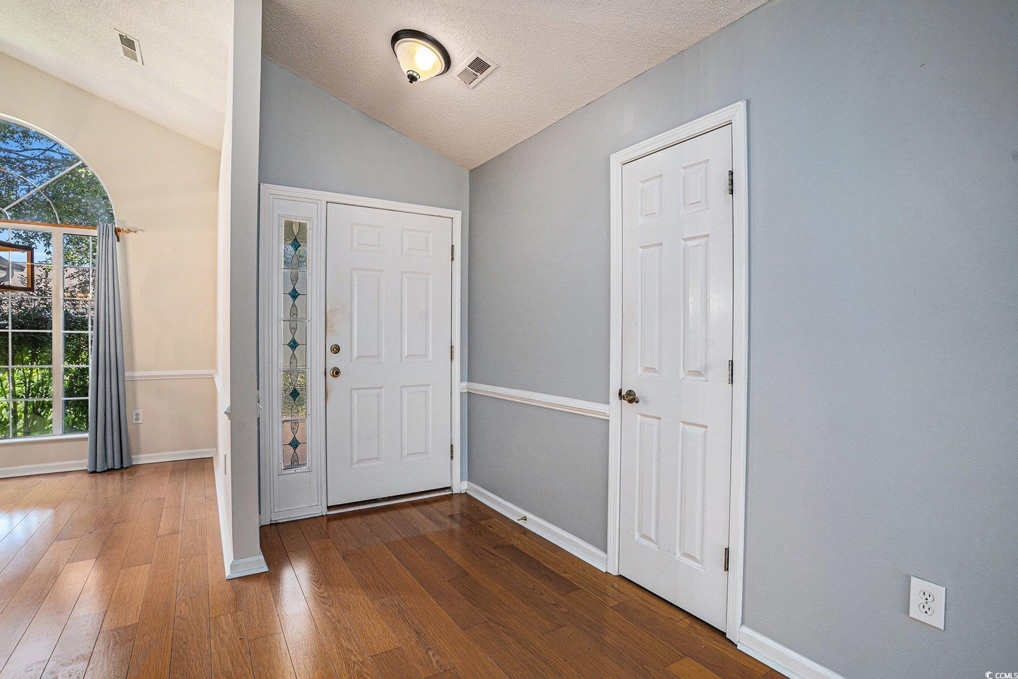 1611 Montclair Dr.