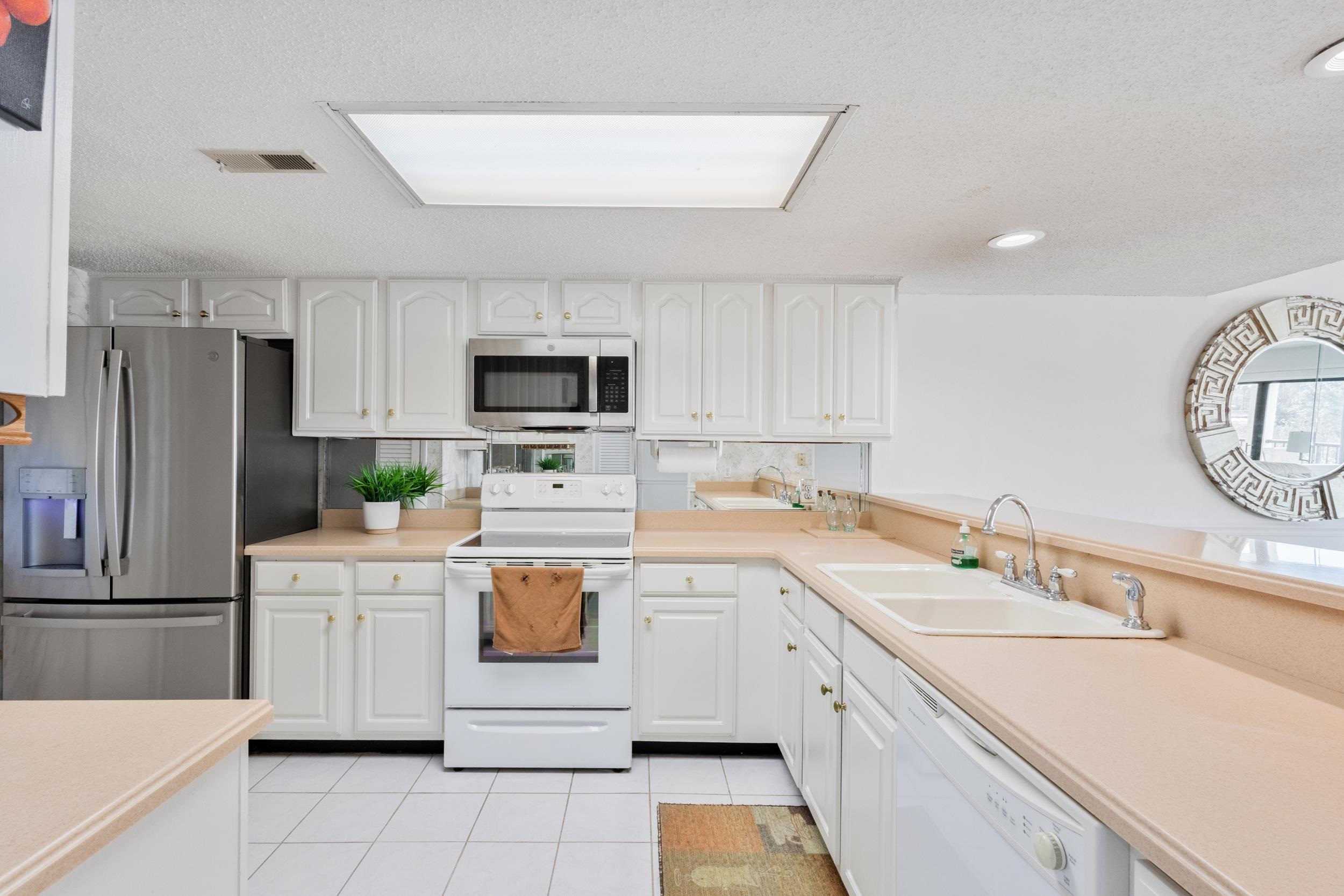 4390 Bimini Ct. Unit 207-C