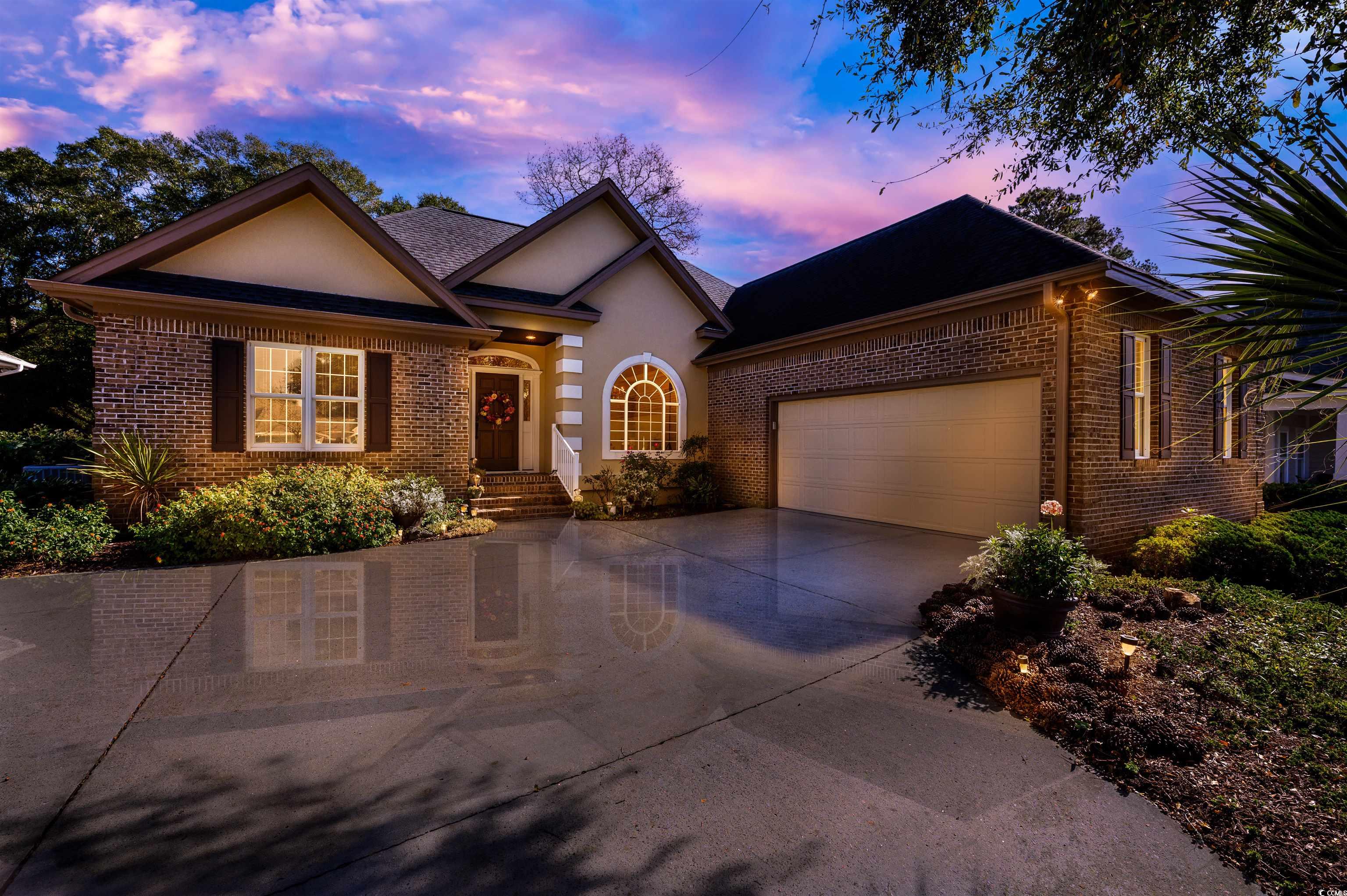 172 Edgewater Circle