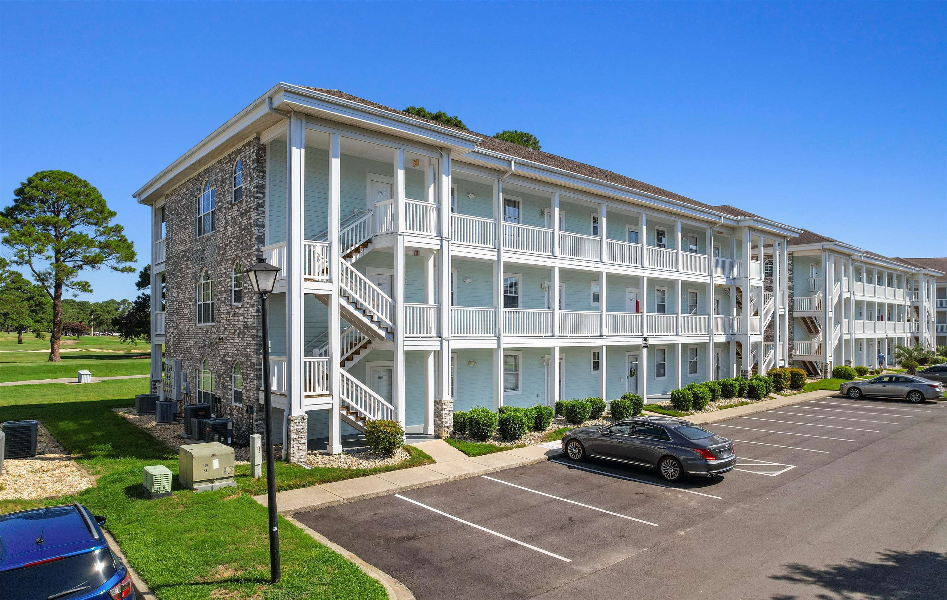 4661 Wild Iris Dr. 301