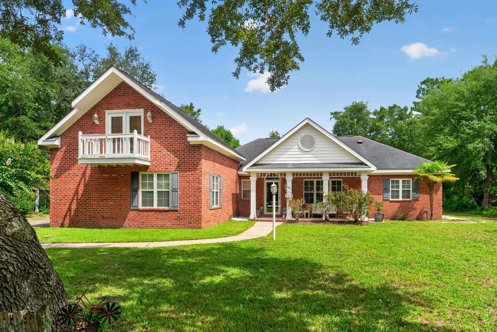 Photo of 466 Old Plantation Dr, Pawleys Island, SC 29585 (MLS # 2621498)
