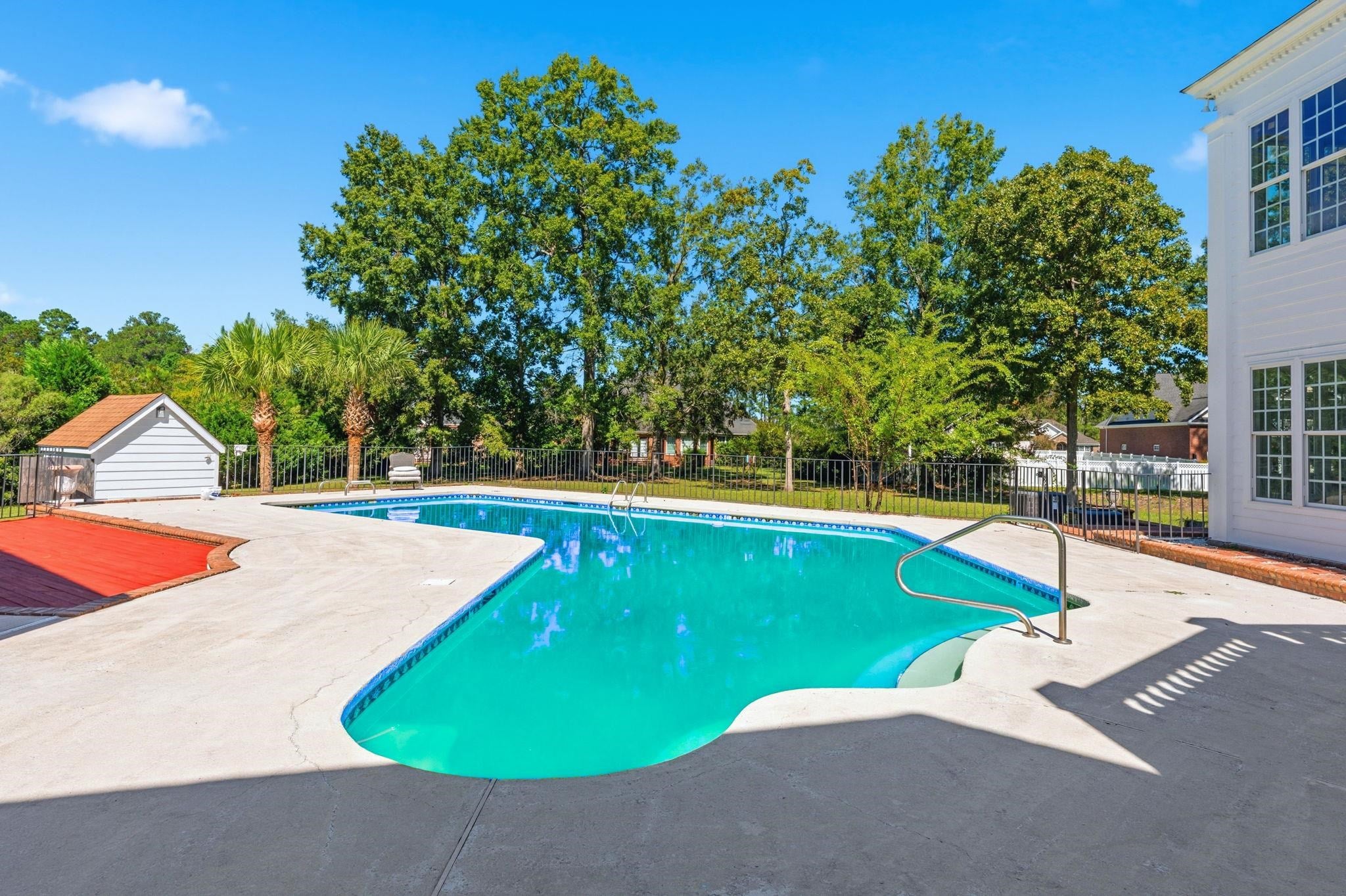 3500 Queens Harbour Blvd.