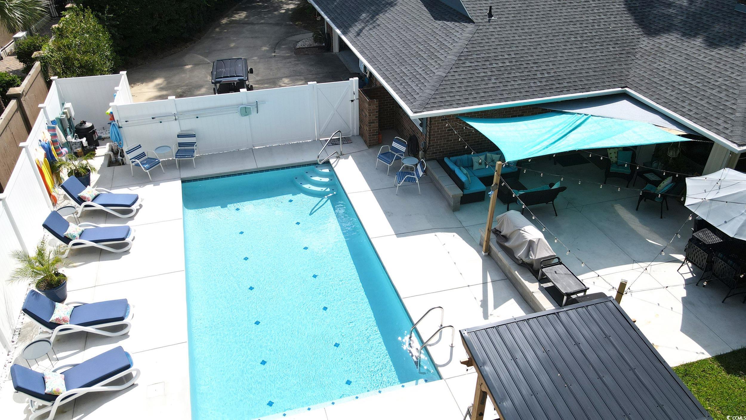 815 Tillson Rd.