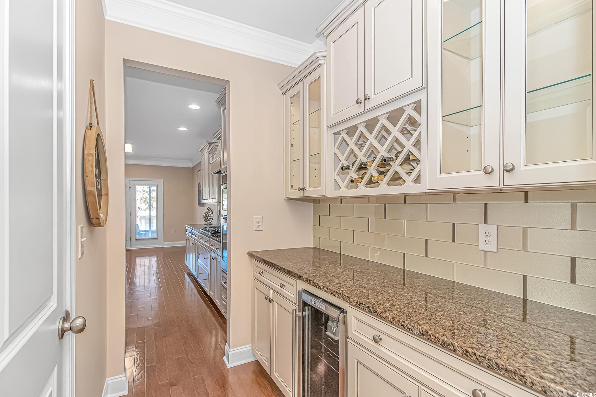 2526 Great Scott Dr.