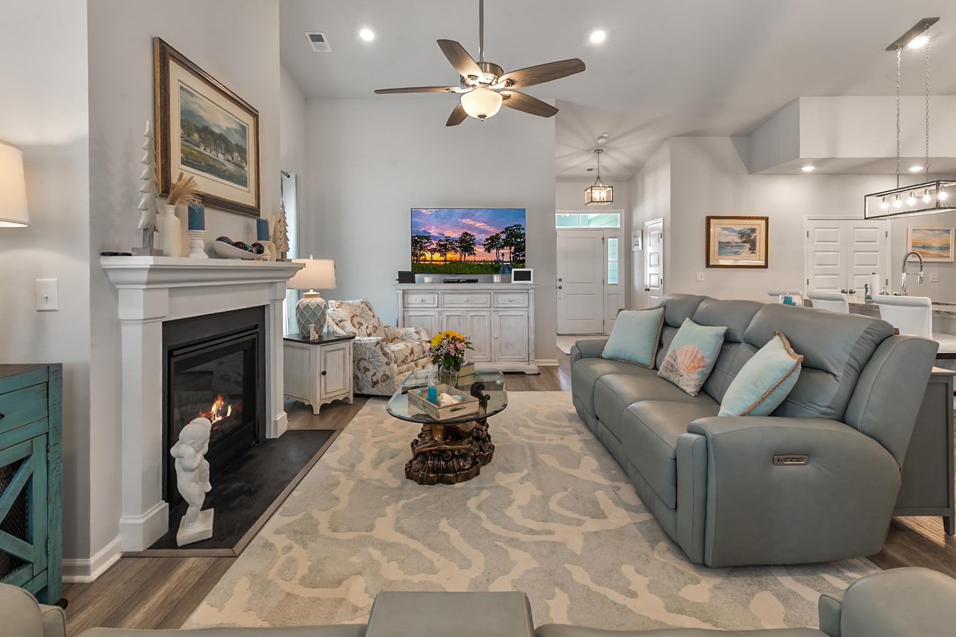 5672 Canary Island Ct.