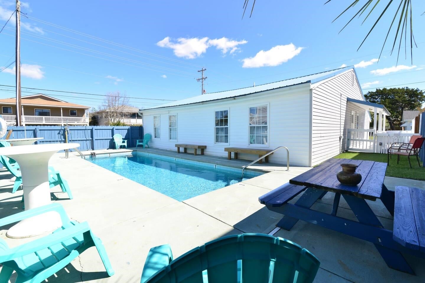 219 27th Ave. N