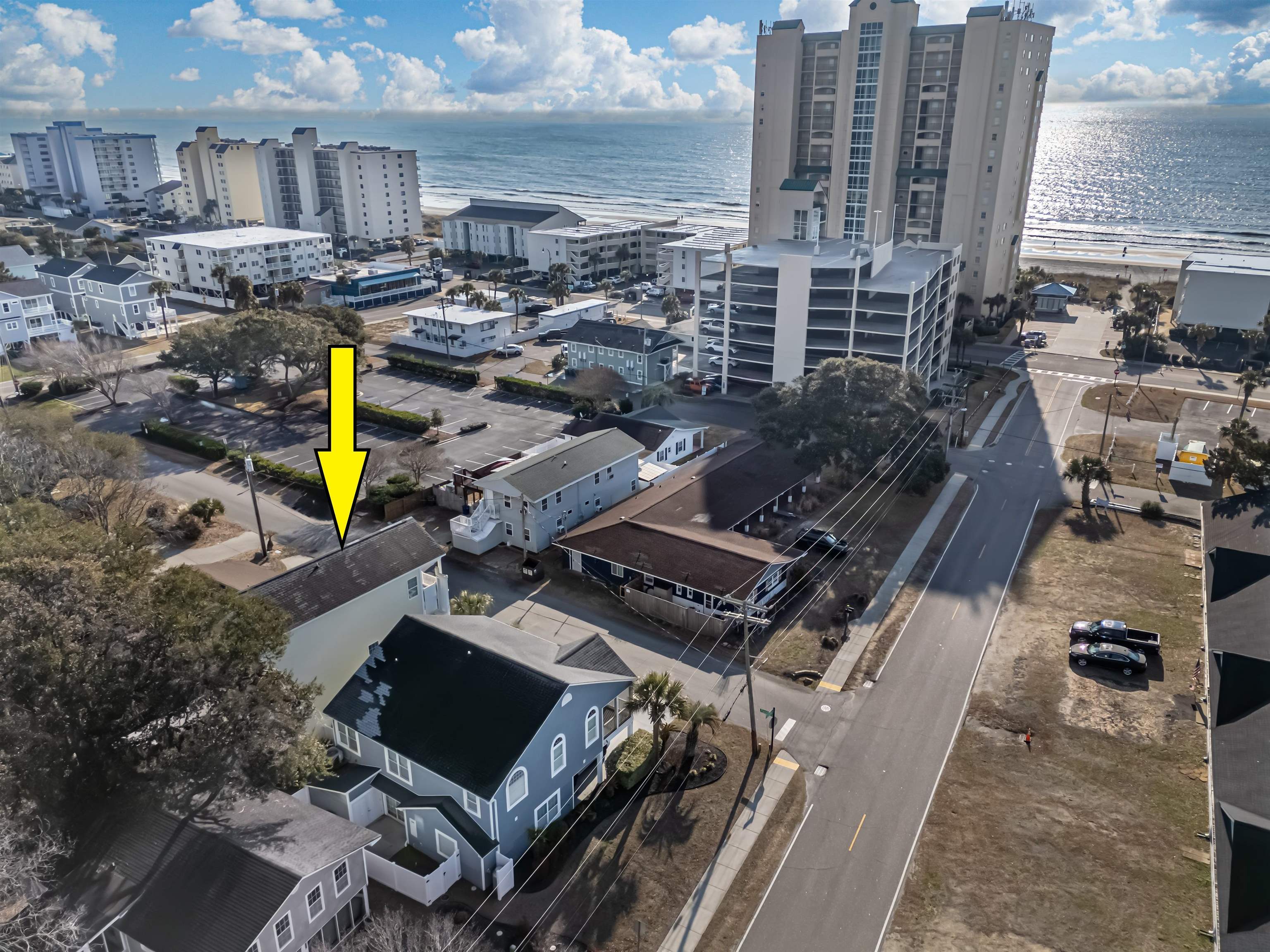 3806 Dunes St.
