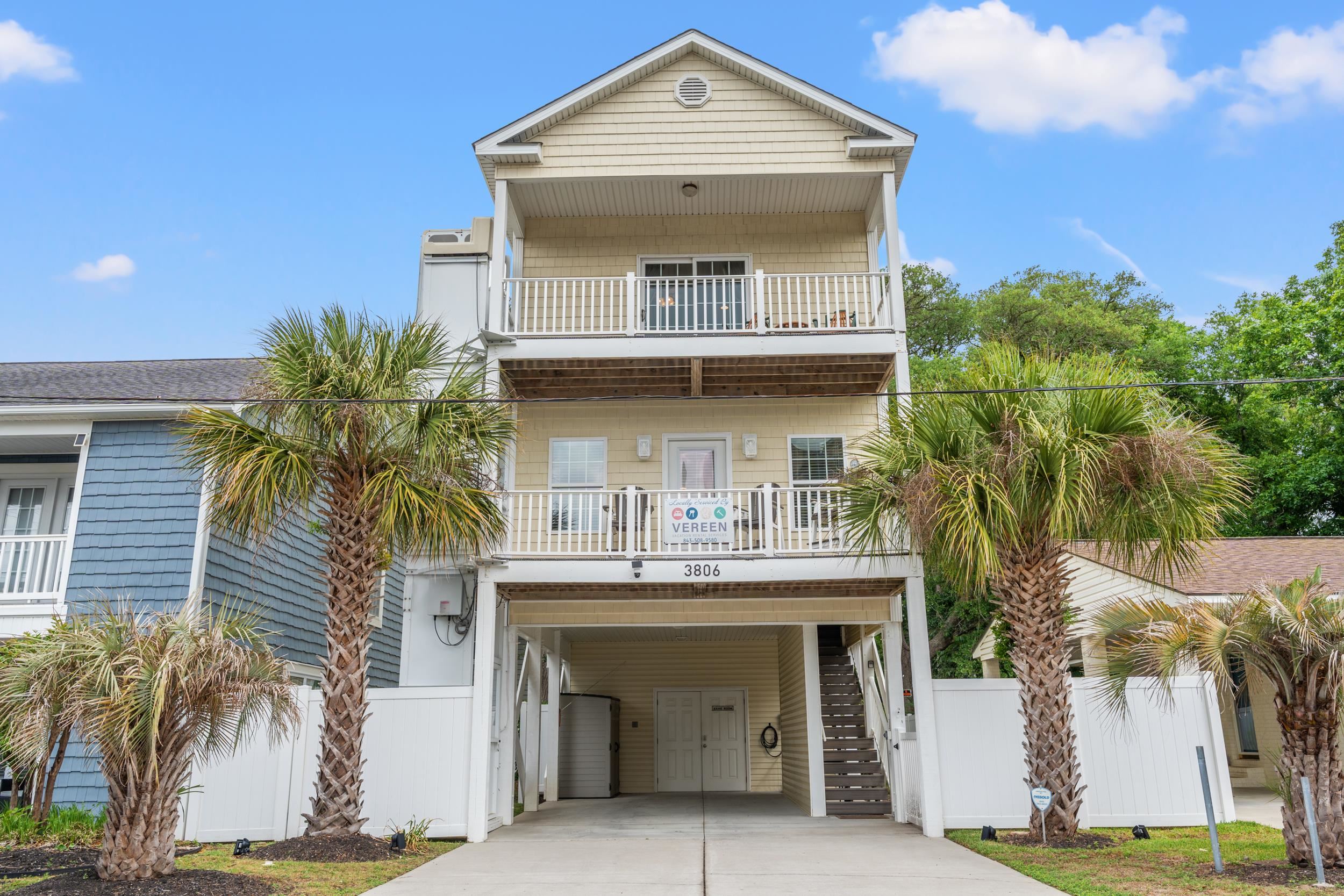3806 Dunes St.