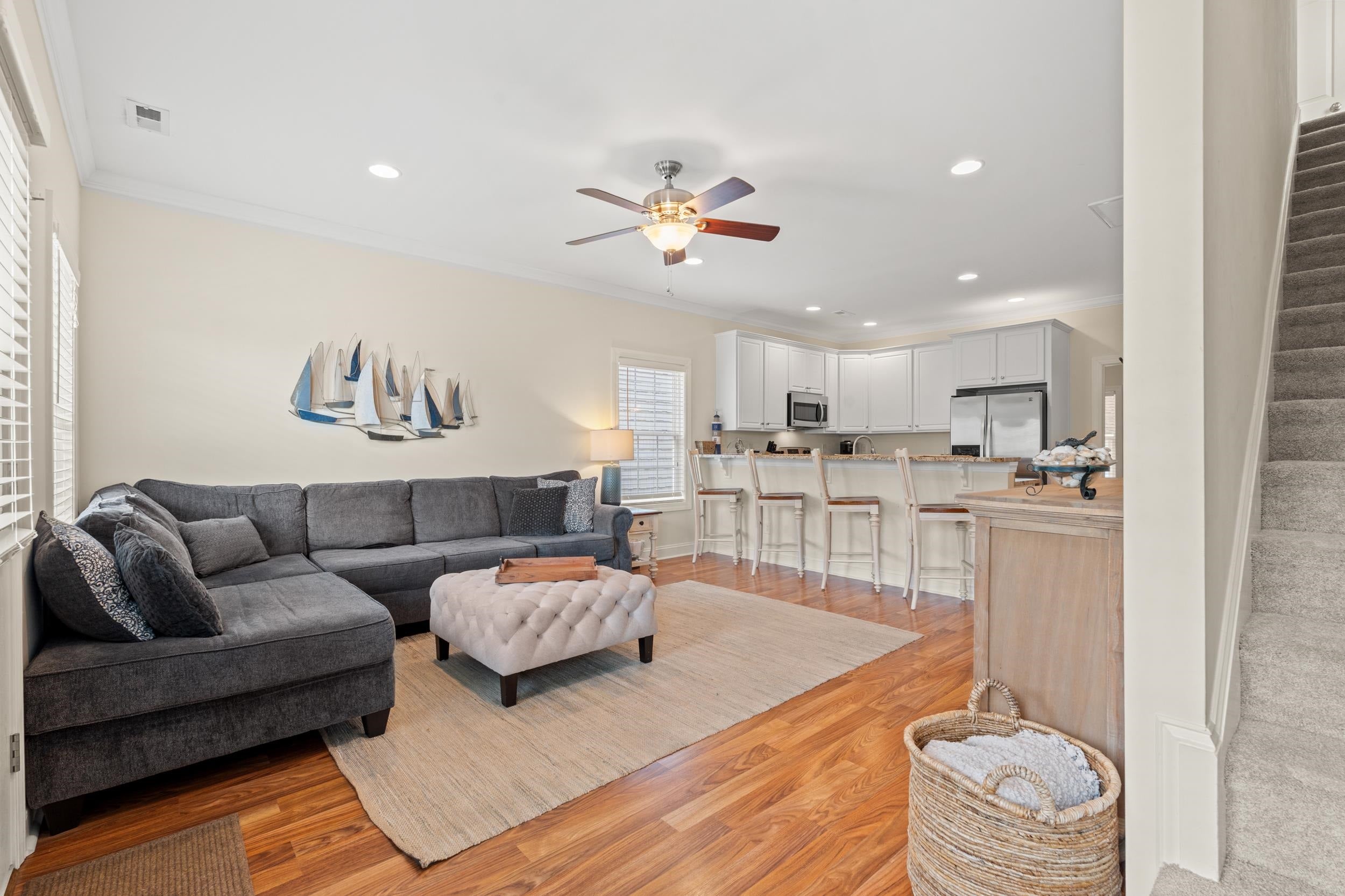 3806 Dunes St.