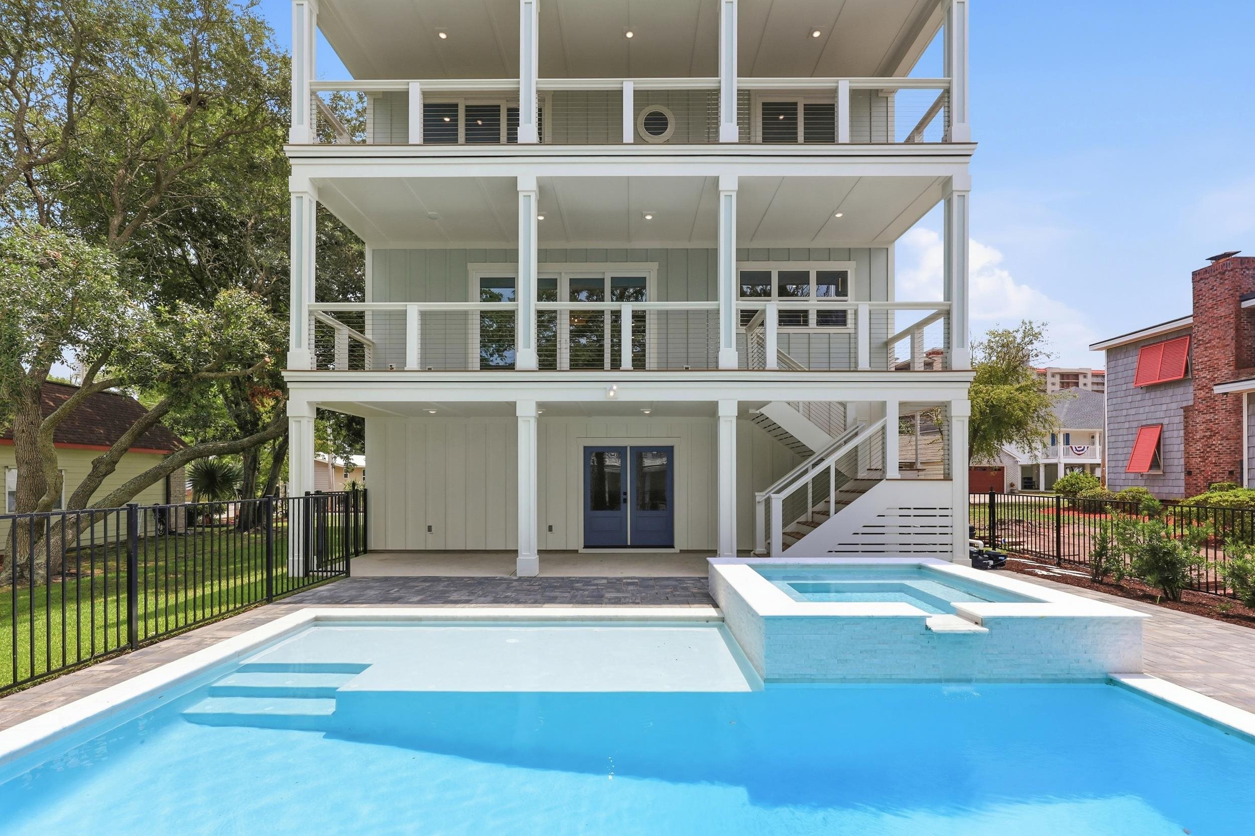 1308 Holly Dr.