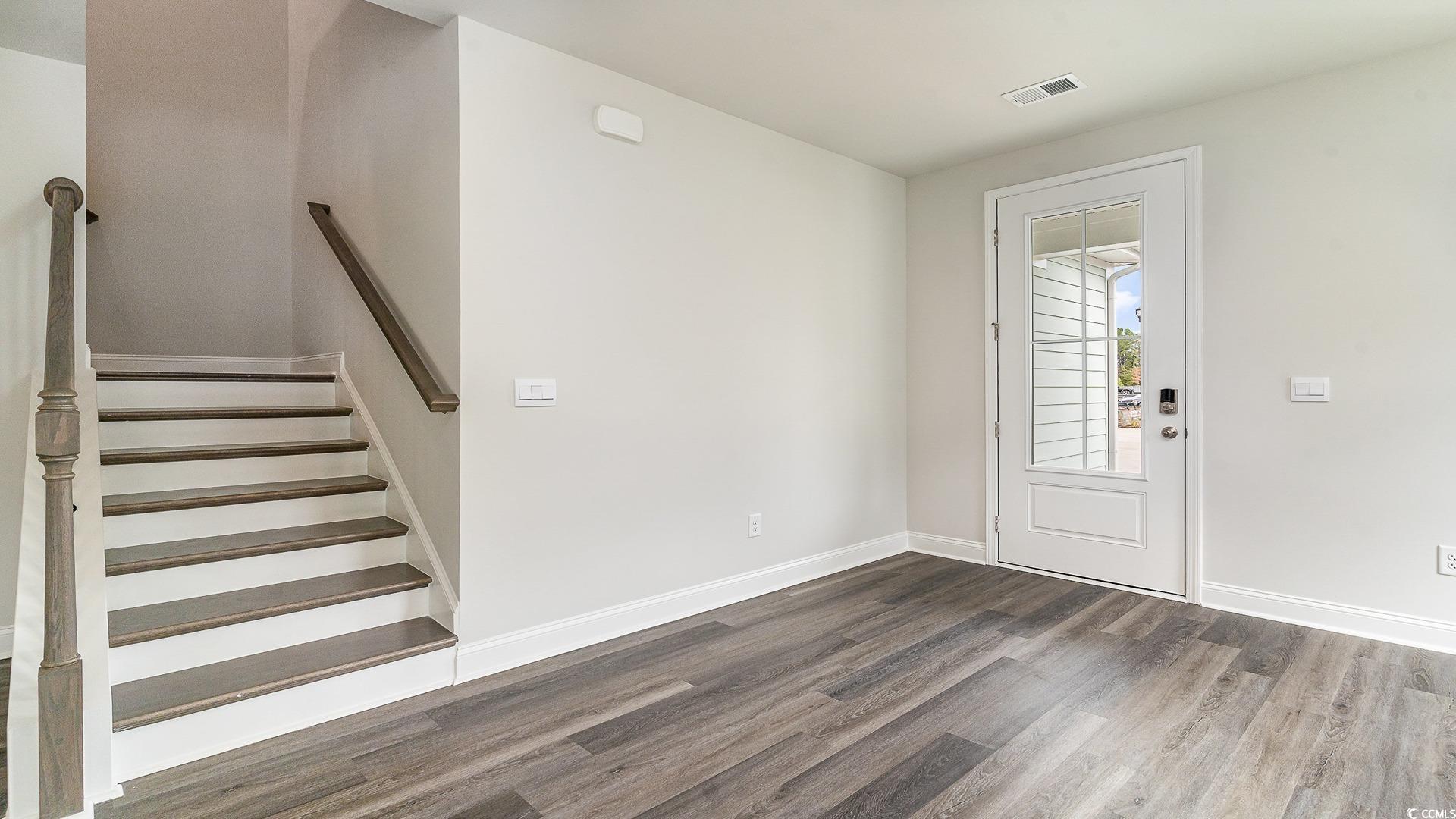 889 Ireland Dr.