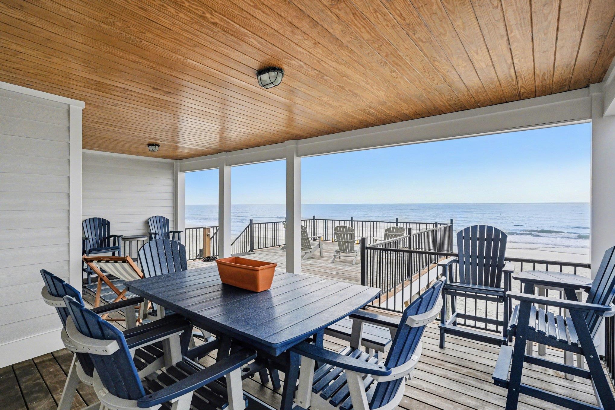 721 S Waccamaw Dr.