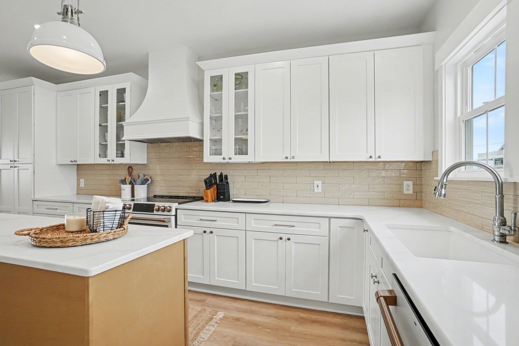 721 S Waccamaw Dr.