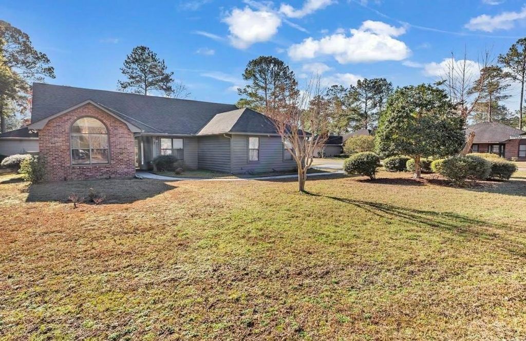 Photo of 101 Linden Circle, Conway, SC 29526 (MLS # 2602757)
