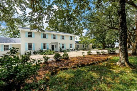 201 River Rd. Georgetown SC 29440