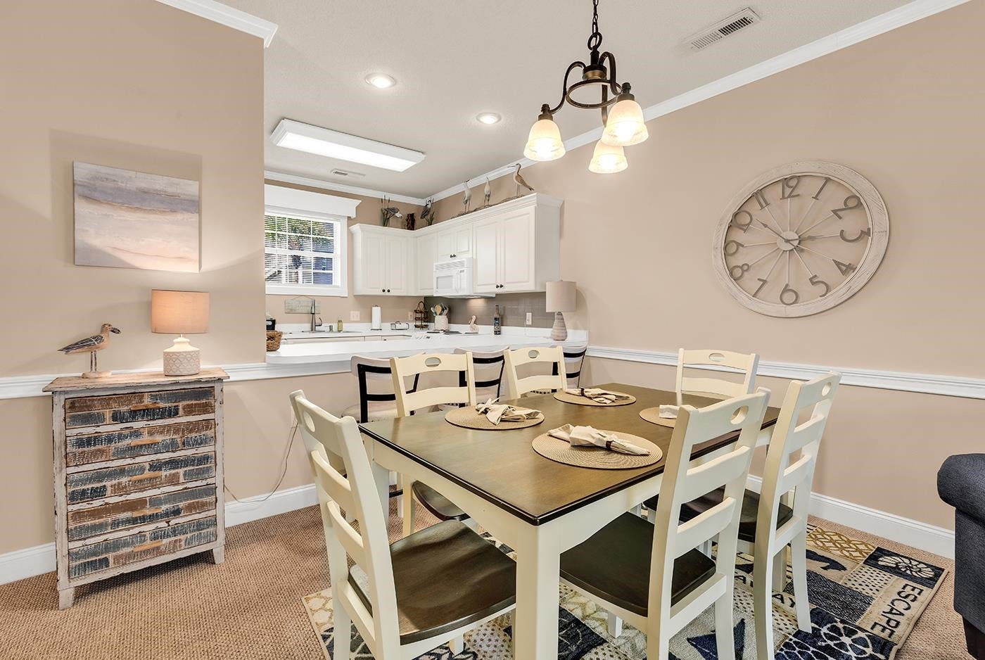 4231 Hibiscus Dr. 7-102