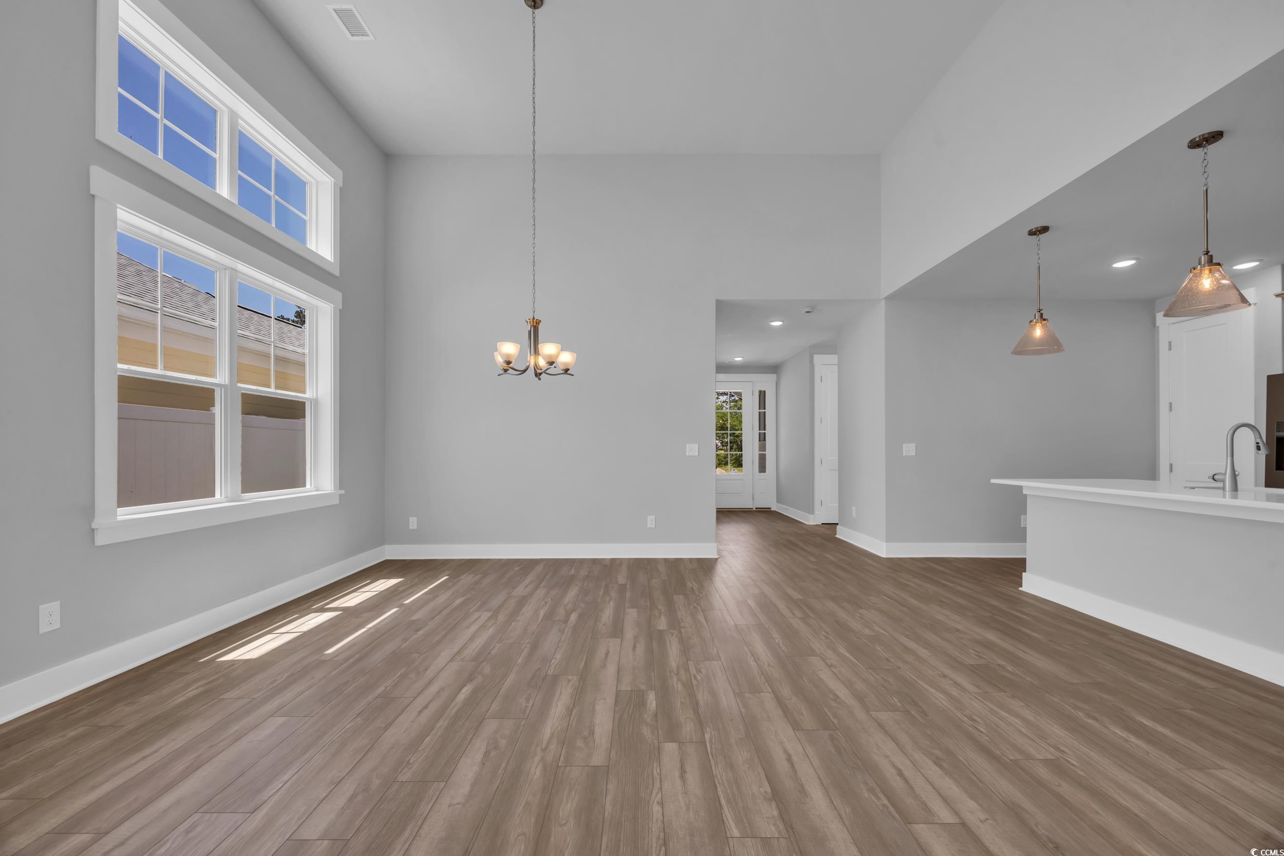1533 Coastal Cove Ln