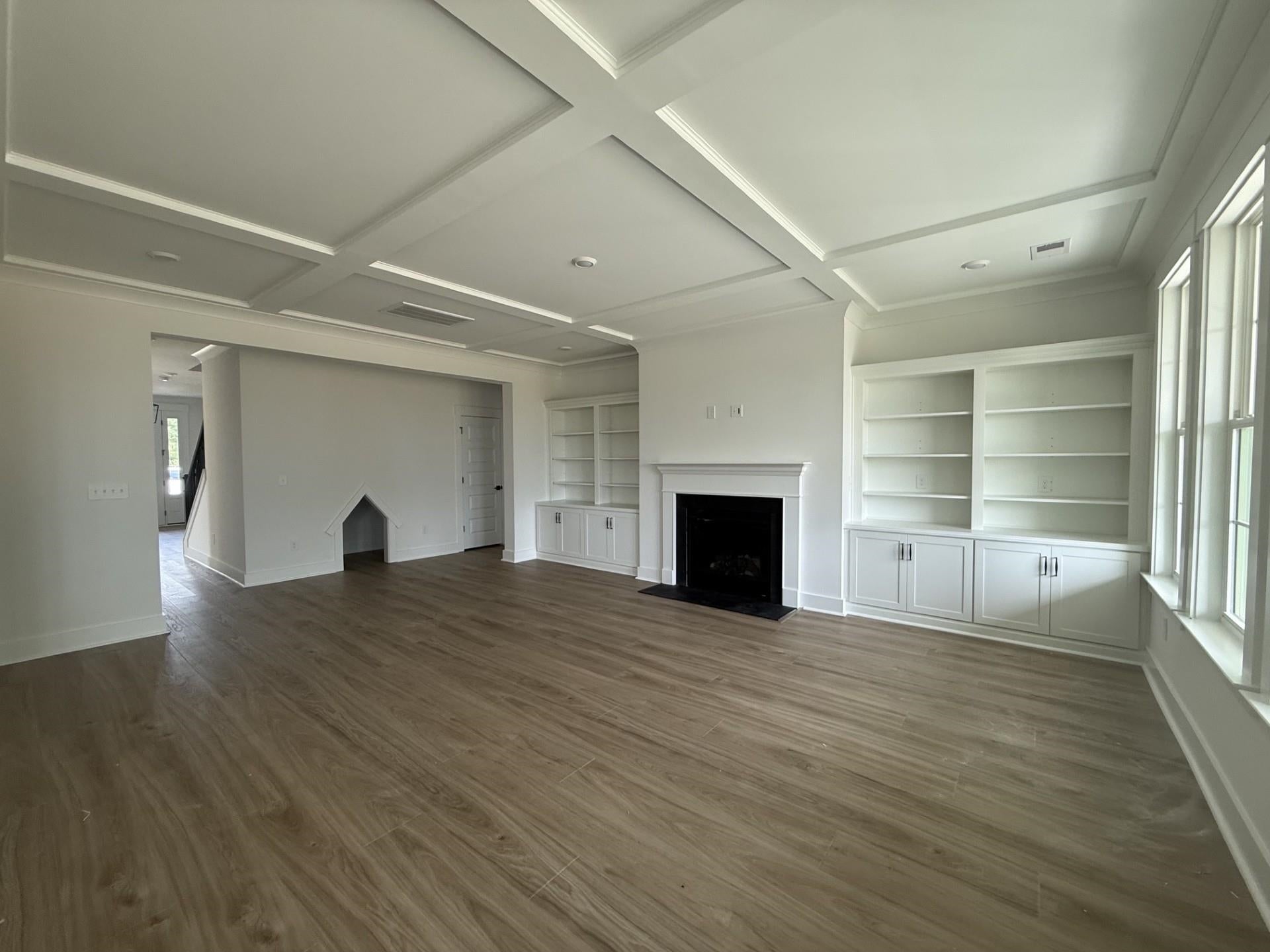 6293 Zoe Way