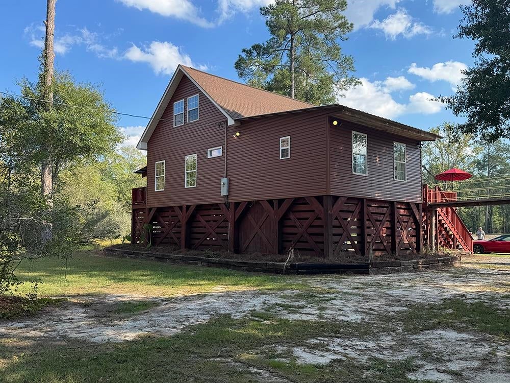 2414 Gilchrist Rd.