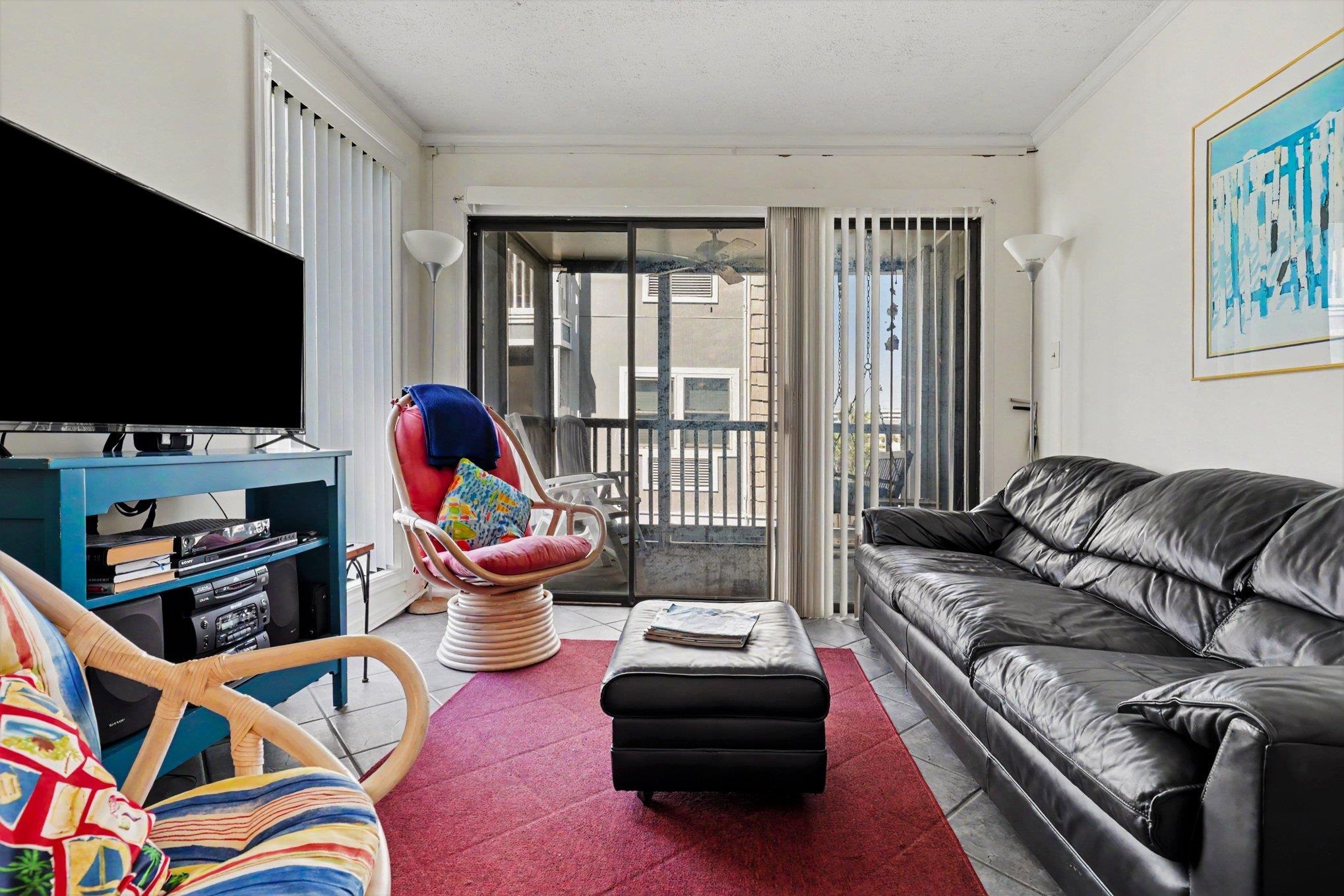 2405 Ocean Blvd. S 107