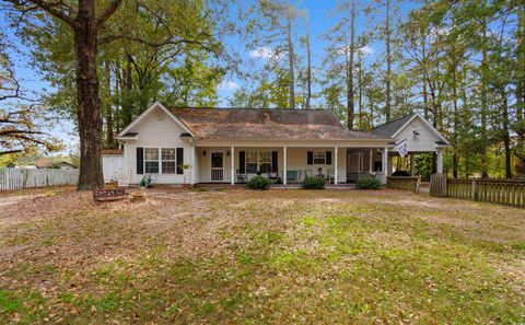 A home in Galivants Ferry