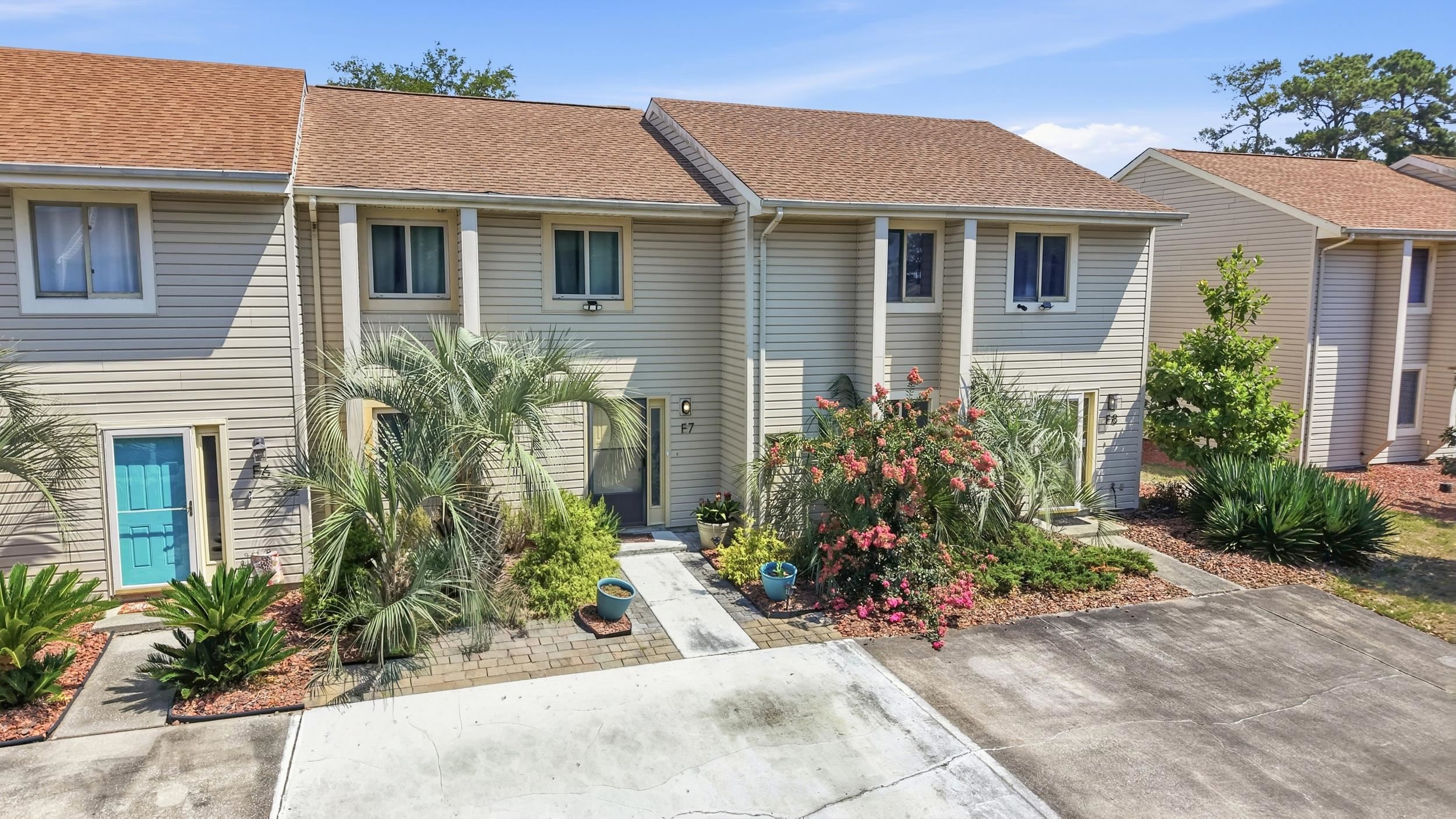 951 Plantation Dr. F7