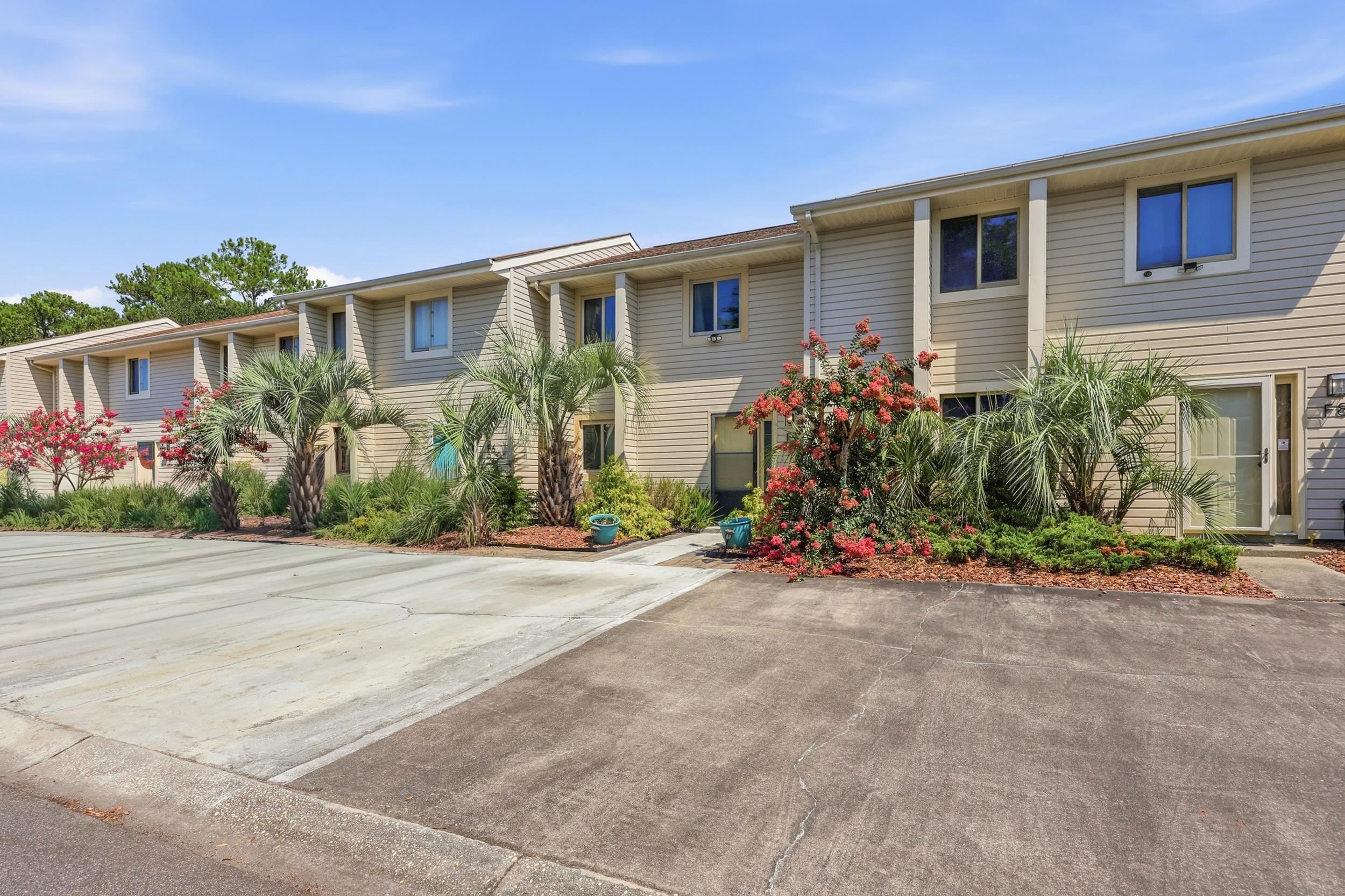 951 Plantation Dr. F7