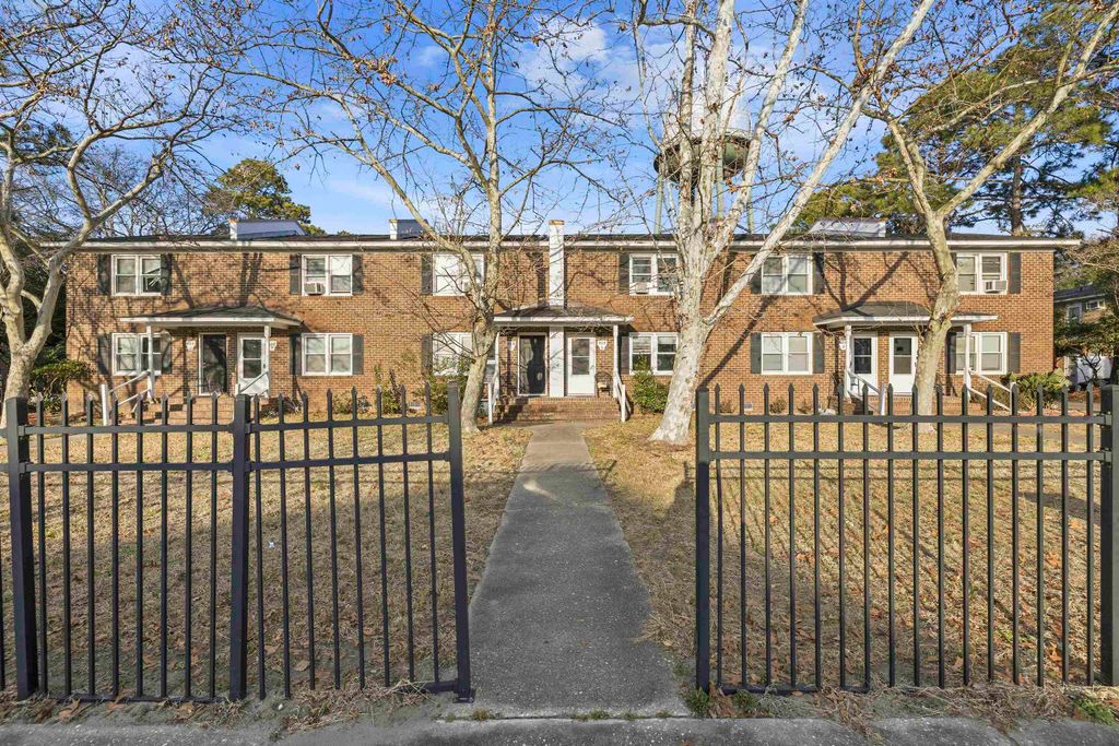 Photo of 606 37th Ave. N Ave, Myrtle Beach, SC 29577 (MLS # 2603492)