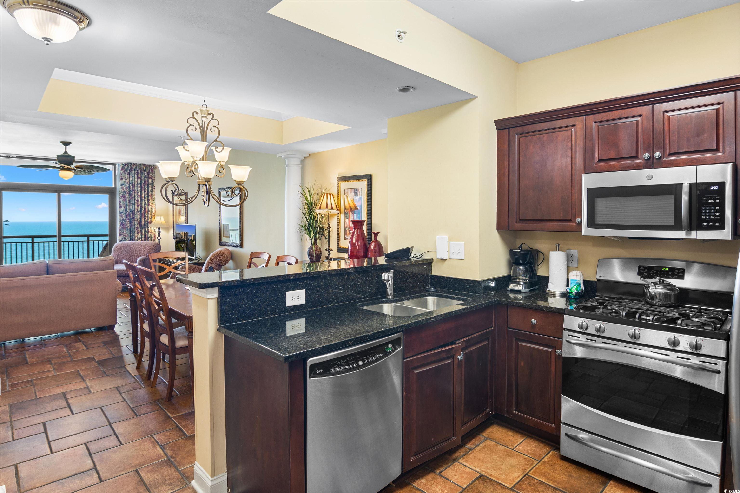 100 North Beach Blvd. 1816