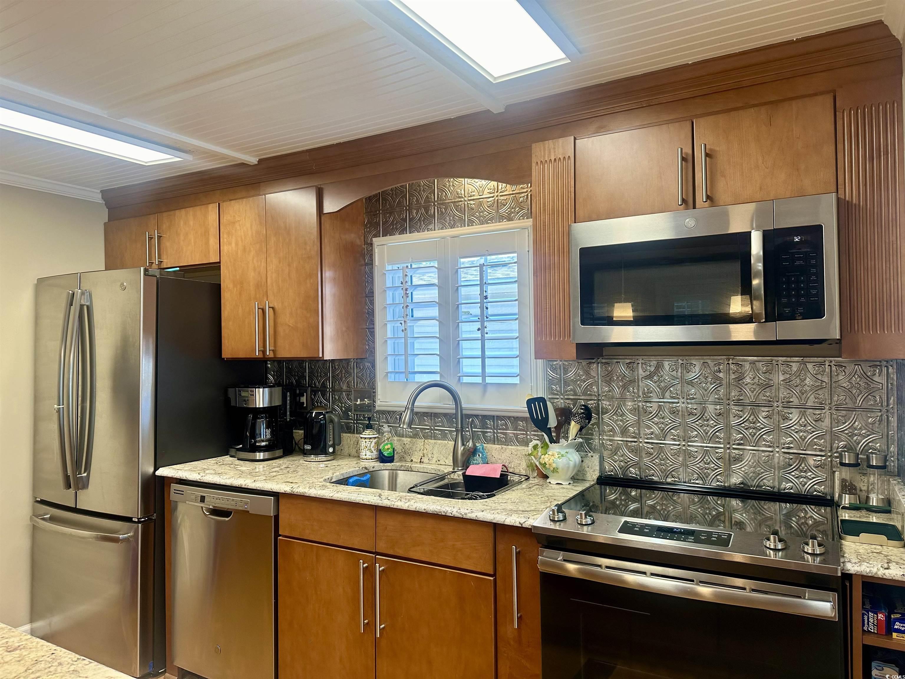 Photo 13 of 34 of 448 Pampas Dr. mobile home
