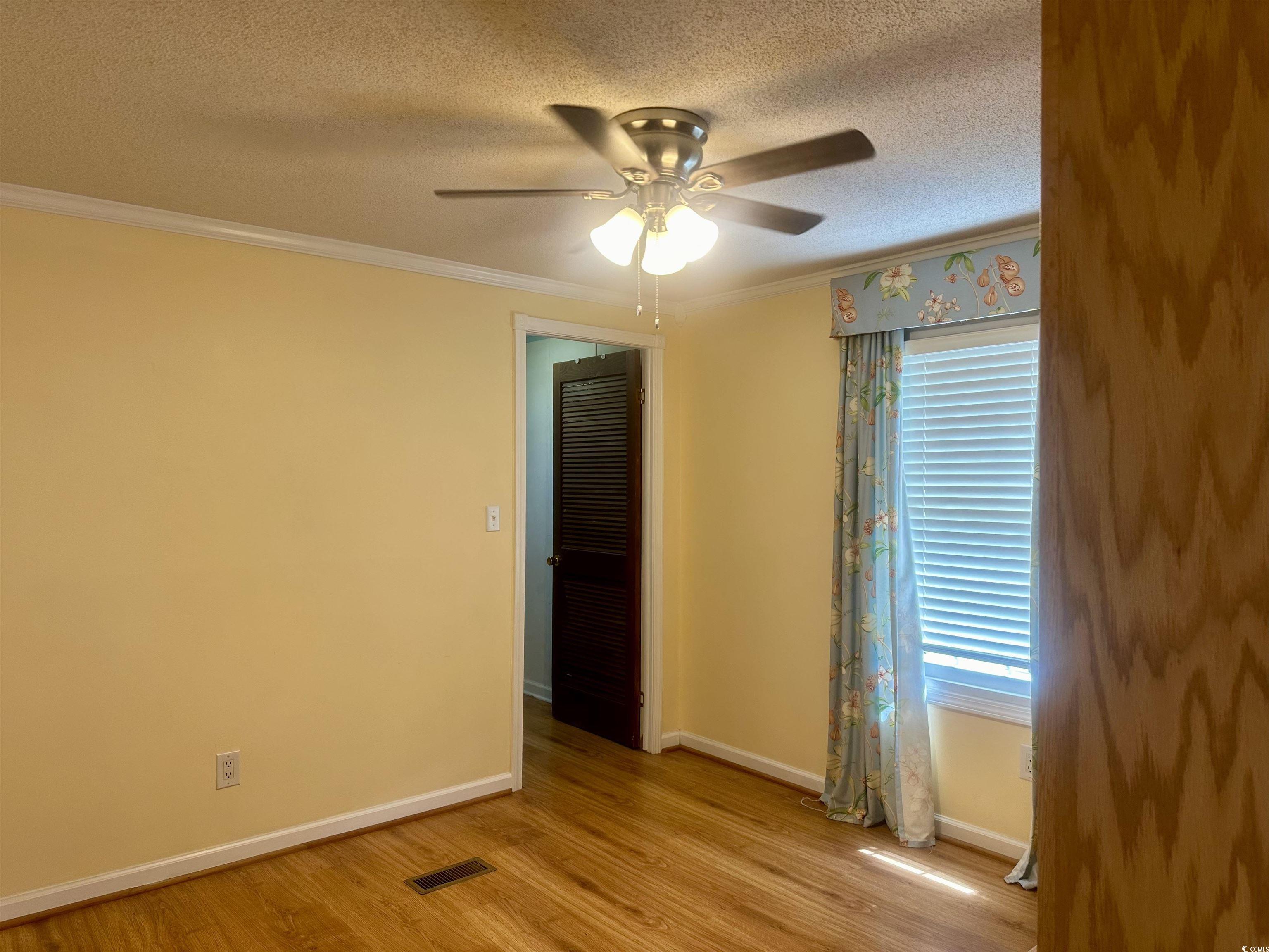 Photo 17 of 34 of 448 Pampas Dr. mobile home