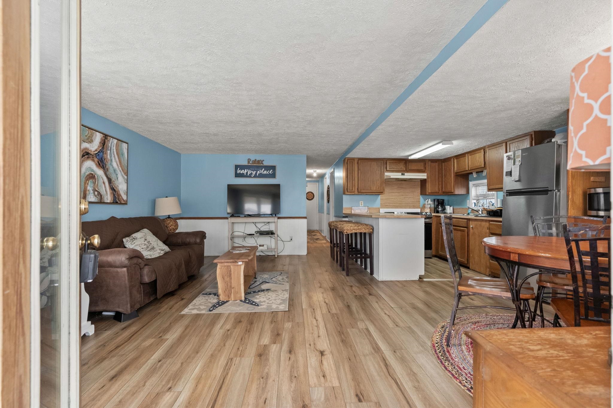 6001 1688 South Kings Hwy.