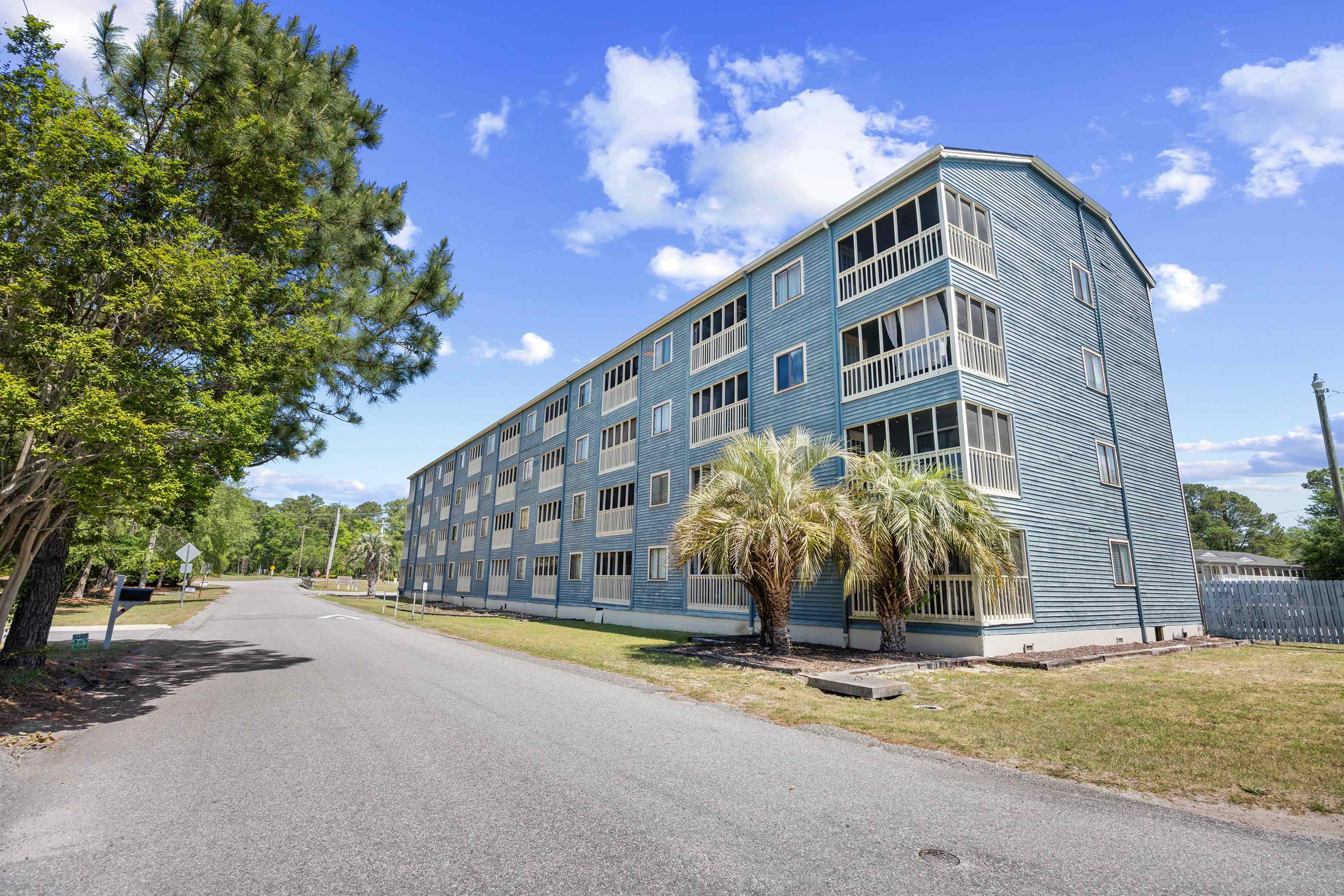 4015 Fairway Dr. 109