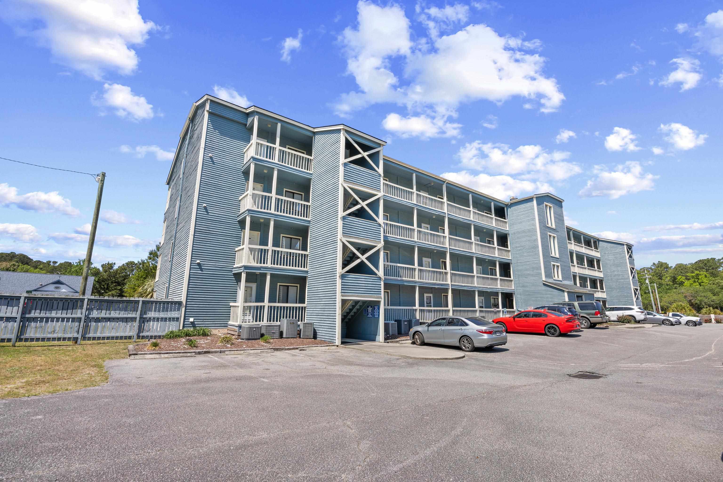 4015 Fairway Dr. 109