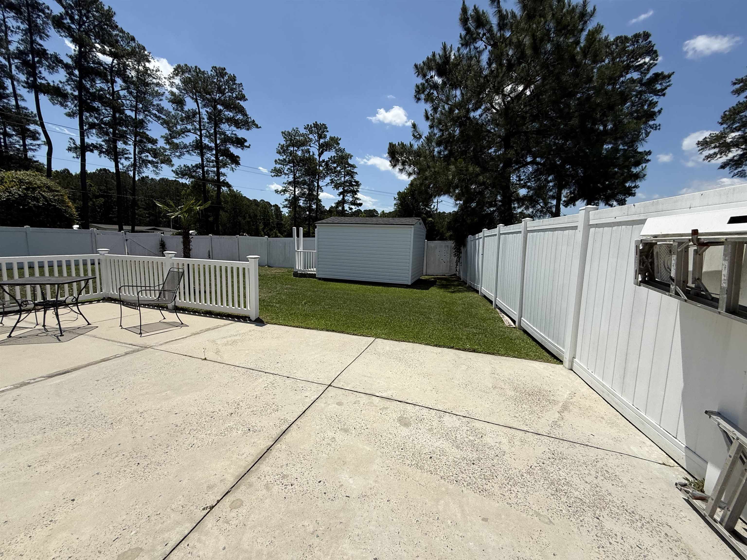 401 Carolina Woods Dr.